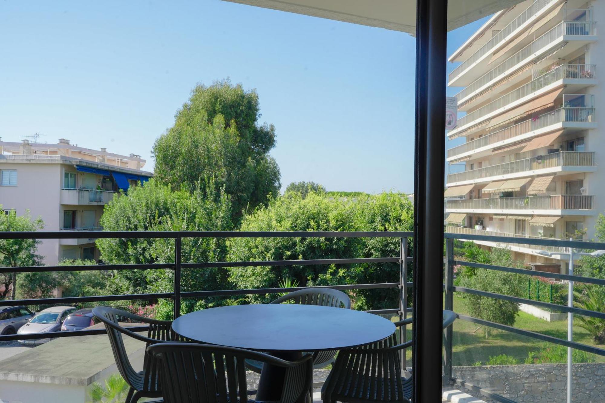 Thalazur Antibes - Residence & Spa Екстериор снимка